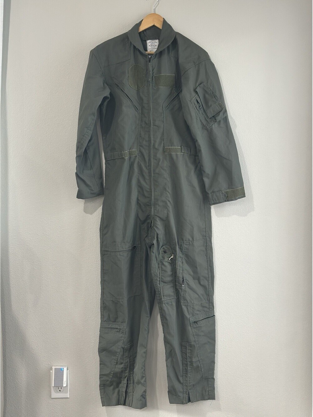 Authentic CWU-27/P Military Flight Suit, U.S. Air Force Size 40 Regular, EUC